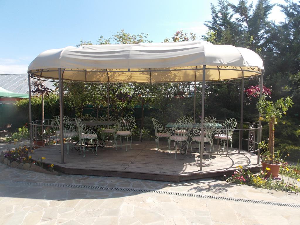 La Marele Moft Hotel Slănic Buitenkant foto