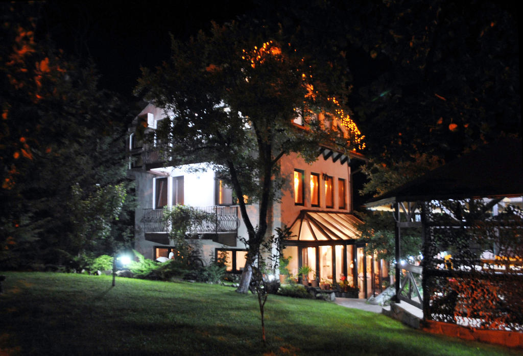 La Marele Moft Hotel Slănic Buitenkant foto